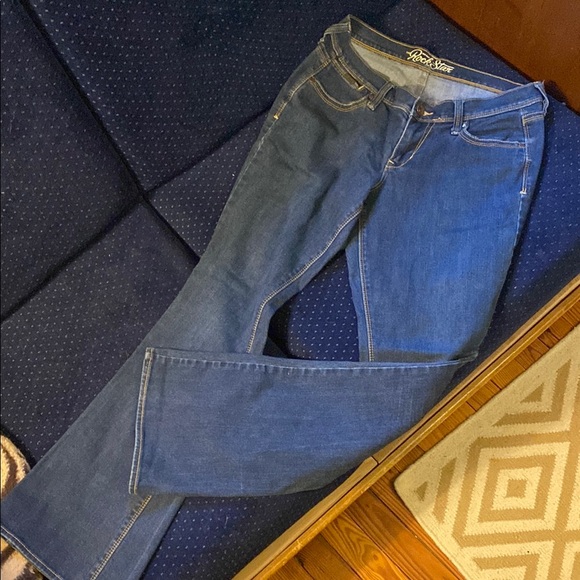 Dark wash Women's Old Navy Rockstar Jeans, size 10. - Picture 1 of 5